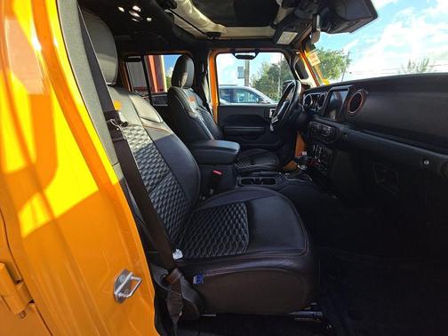 Nacho Clearcoat 2021 Jeep Gladiator Mojave 4x4