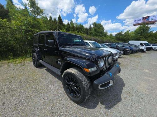 Black Clearcoat 2023 Jeep Wrangler 4xe Sahara
