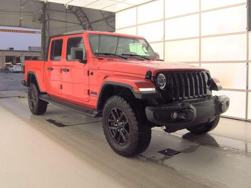 Firecracker Red Clearcoat 2022 Jeep Gladiator Altitude 4x4