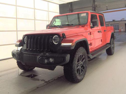 Firecracker Red Clearcoat 2022 Jeep Gladiator Altitude 4x4
