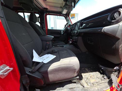Firecracker Red Clearcoat 2022 Jeep Gladiator Altitude 4x4
