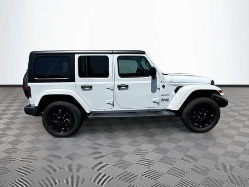 Bright White Clearcoat 2023 Jeep Wrangler 4xe Sahara