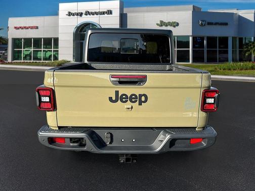 41 2026 Jeep Gladiator Willys 41 4x4