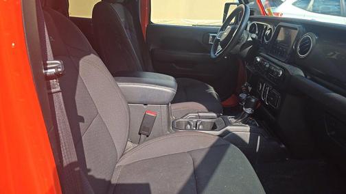 Punkn Metallic Clearcoat 2023 Jeep Wrangler 4-Door Sahara 4x4
