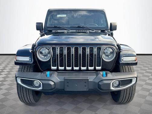 Black Clearcoat 2022 Jeep Wrangler Unlimited 4xe Sahara