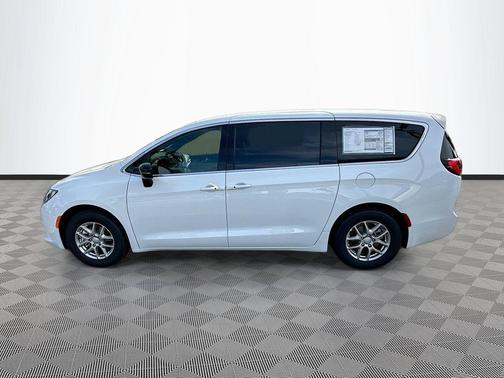 Bright White Clearcoat 2026 Chrysler Voyager LX