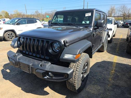 Granite Crystal Metallic Clearcoat 2022 Jeep Wrangler Willys