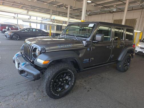 Granite Crystal Metallic Clearcoat 2023 Jeep Wrangler 4xe Willys