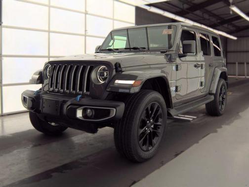 Sting-Gray Clearcoat 2022 Jeep Wrangler Unlimited 4xe Sahara