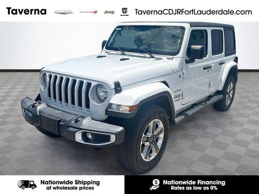 Bright White Clearcoat 2022 Jeep Wrangler Unlimited Sahara