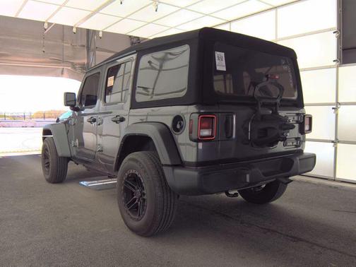 Granite Crystal Metallic Clearcoat 2022 Jeep Wrangler Unlimited Sport