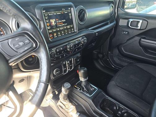 Granite Crystal Metallic Clearcoat 2022 Jeep Wrangler Unlimited Sport