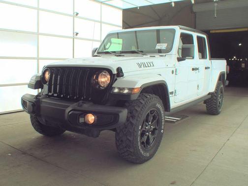 Bright White Clearcoat 2022 Jeep Gladiator Willys 4x4