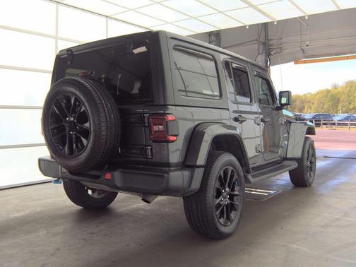 Granite Crystal Metallic Clearcoat 2023 Jeep Wrangler 4xe Sahara