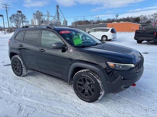 2019 Jeep Cherokee Trailhawk