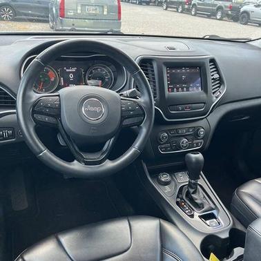 2019 Jeep Cherokee Altitude