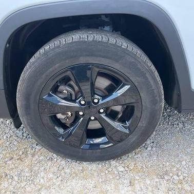 2019 Jeep Cherokee Altitude