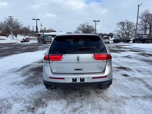 2013 Lincoln MKX Base