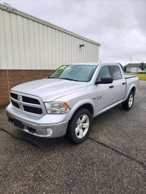 2017 RAM 1500 SLT