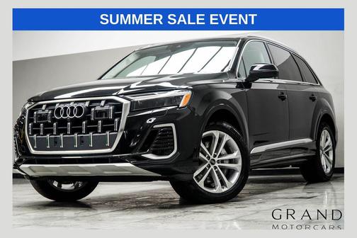 Mythos Black Metallic 2025 Audi Q7 55 Premium Plus