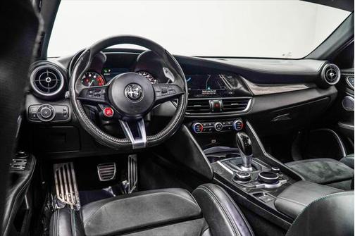 2018 Alfa Romeo Giulia Quadrifoglio