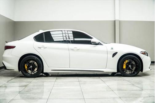2018 Alfa Romeo Giulia Quadrifoglio