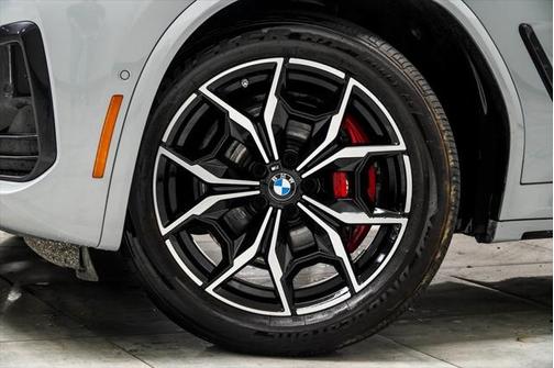 2022 BMW X4 M40i