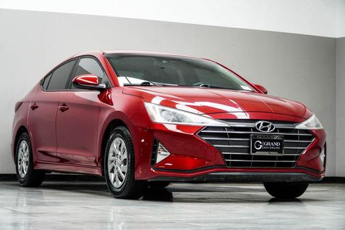 Scarlet Red Pearl 2020 Hyundai ELANTRA SE