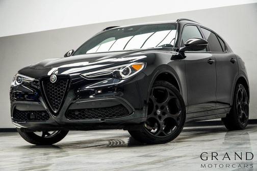 2023 Alfa Romeo Stelvio Estrema AWD
