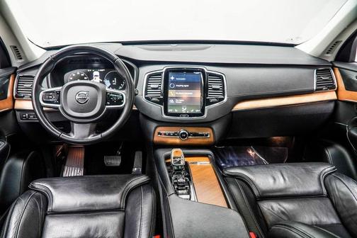 2020 Volvo XC90 Hybrid T8 Inscription 6 Passenger