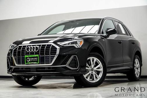 2025 Audi Q3 Premium 45 TFSI S line quattro Tiptronic