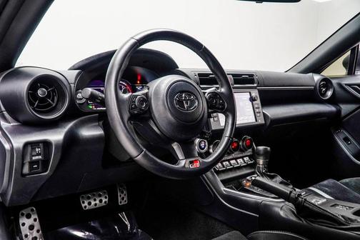 2023 Toyota GR86 Premium