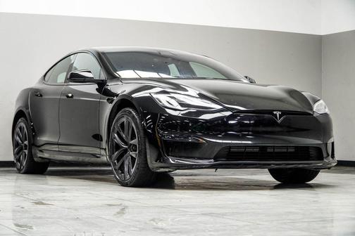 Solid Black 2021 Tesla Model S Plaid