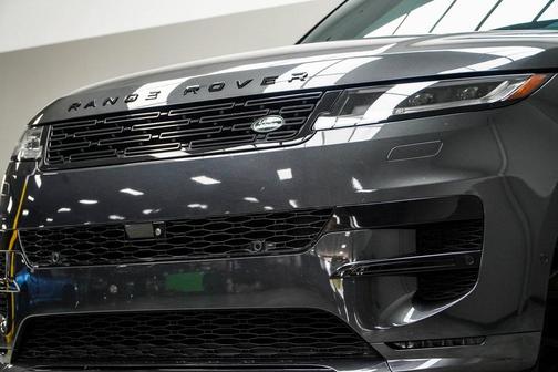 2024 Land Rover Range Rover Sport SE
