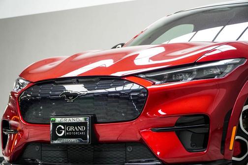 2022 Ford Mustang Mach-E GT