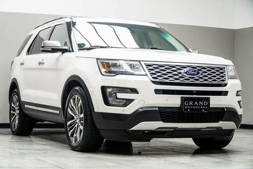 2017 Ford Explorer Platinum