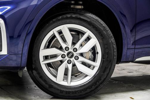 2022 Audi Q5 45 S line Premium