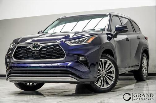 2022 Toyota Highlander Platinum