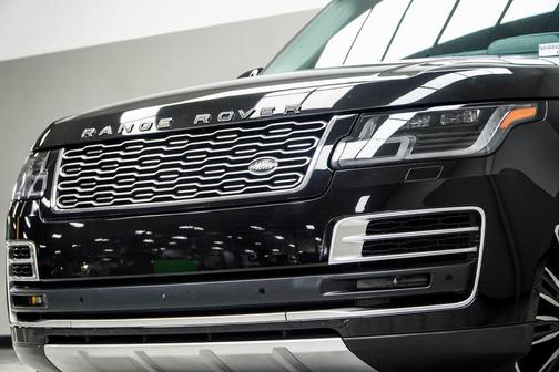2022 Land Rover Range Rover 5.0L V8 Supercharged SV Autobiography