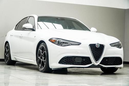 2022 Alfa Romeo Giulia Ti