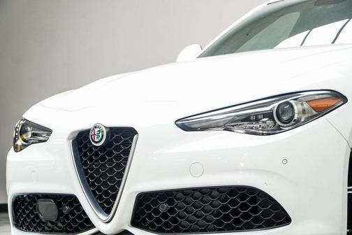 2022 Alfa Romeo Giulia Ti