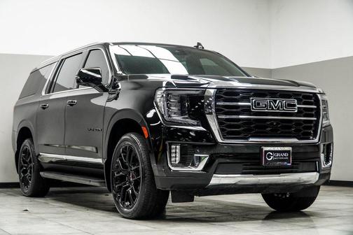 2024 GMC Yukon XL SLT