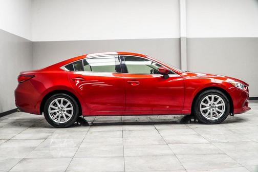 2016 Mazda Mazda6 i Sport