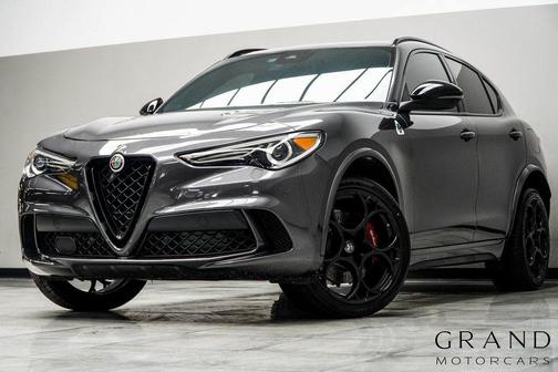 2022 Alfa Romeo Stelvio Quadrifoglio
