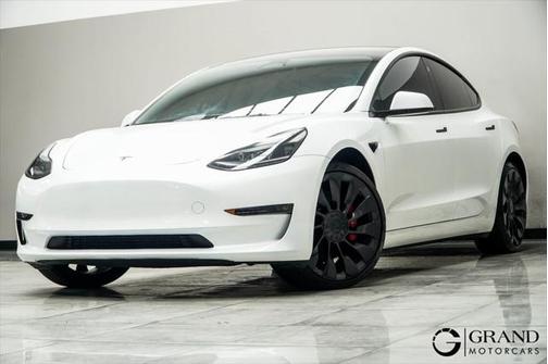 2023 Tesla Model 3 Performance