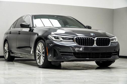 2021 BMW 530 530i