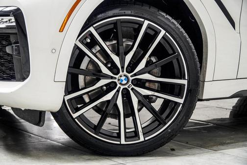 2021 BMW X6 xDrive40i