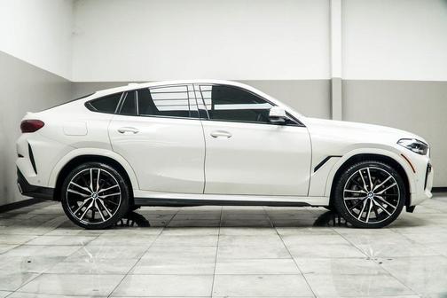 2021 BMW X6 xDrive40i
