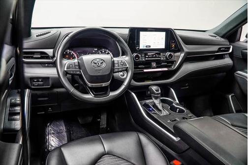 2024 Toyota Highlander XSE