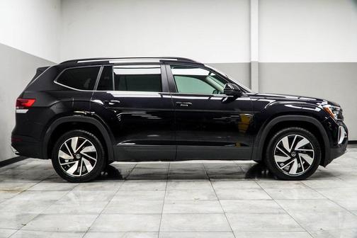 2024 Volkswagen Atlas 2.0T SE w/Technology 4MOTION